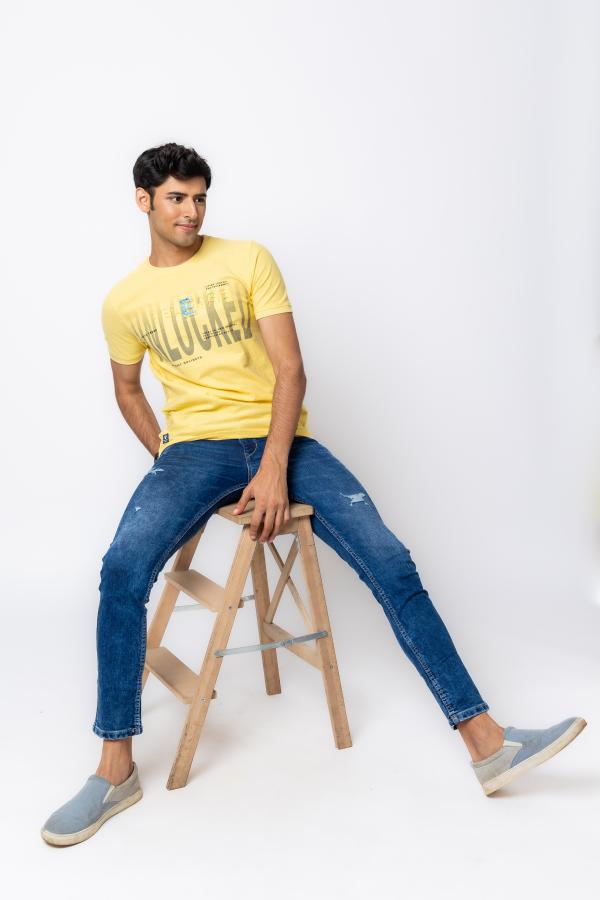 Yellow Printed Half Sleeves Round Neck T-Shirt For Men